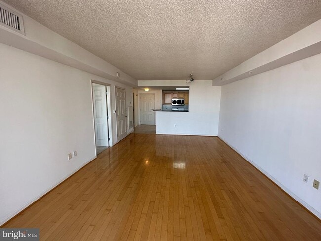 Foto del edificio - 2726 Gallows Rd