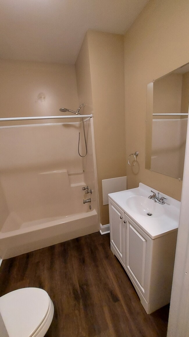 Building Photo - 2272 N Bancroft St