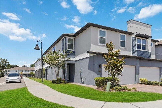 Building Photo - 2249 Shadowland Loop