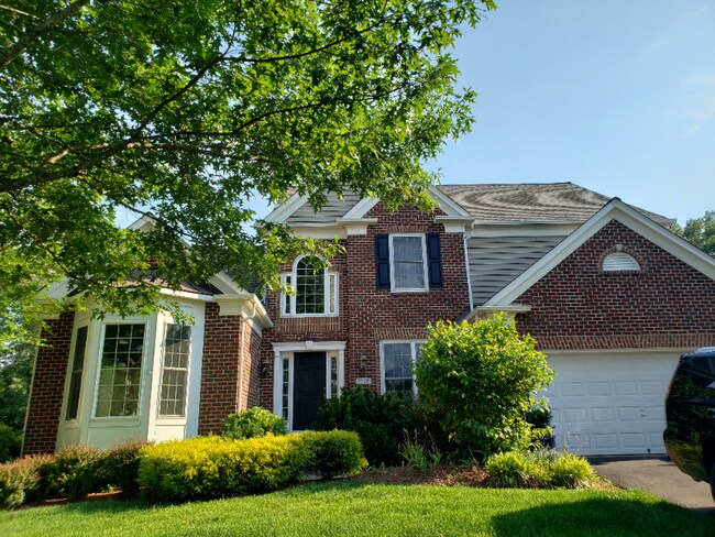 Foto del edificio - 9517 Mountwood Dr