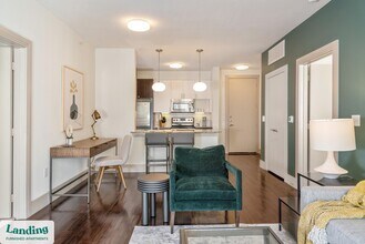 Building Photo - 1760 S Crismon Rd