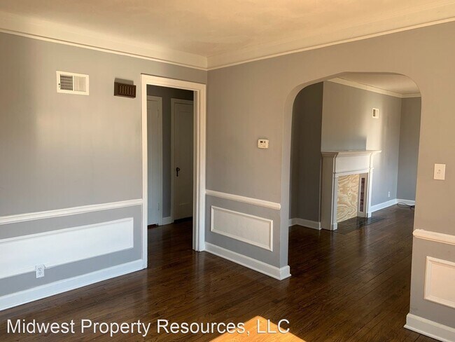 Foto del edificio - 3 br, 1 bath House - 3323 Blue Ridge Blvd.
