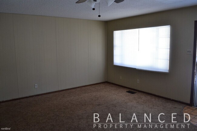 Building Photo - 3 br, 1 bath House - 3550 SW Kirklawn Ave