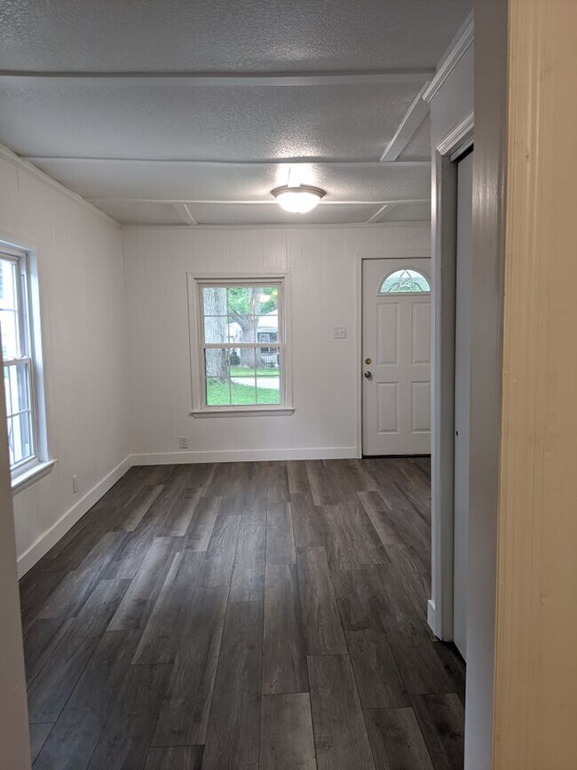 Living Room - 204 Stahl Ave