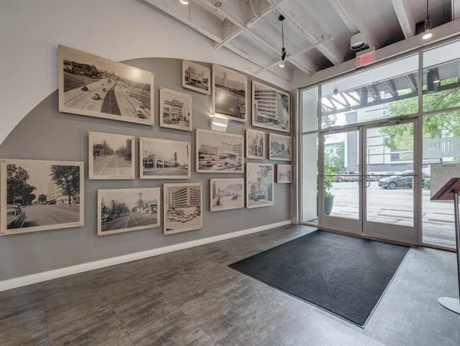 Building Photo - 878 Peachtree St NE