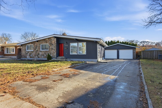 Photo du bâtiment - 4206 Glenayr Ave