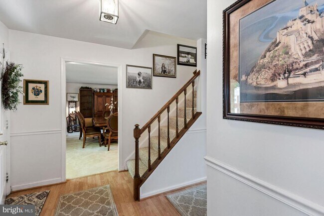 Foto del edificio - 2131 Silentree Dr