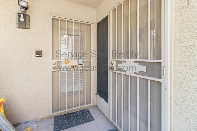 Building Photo - 101 N 7th St