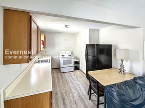 Building Photo - 210 Lower Consol Rd NW