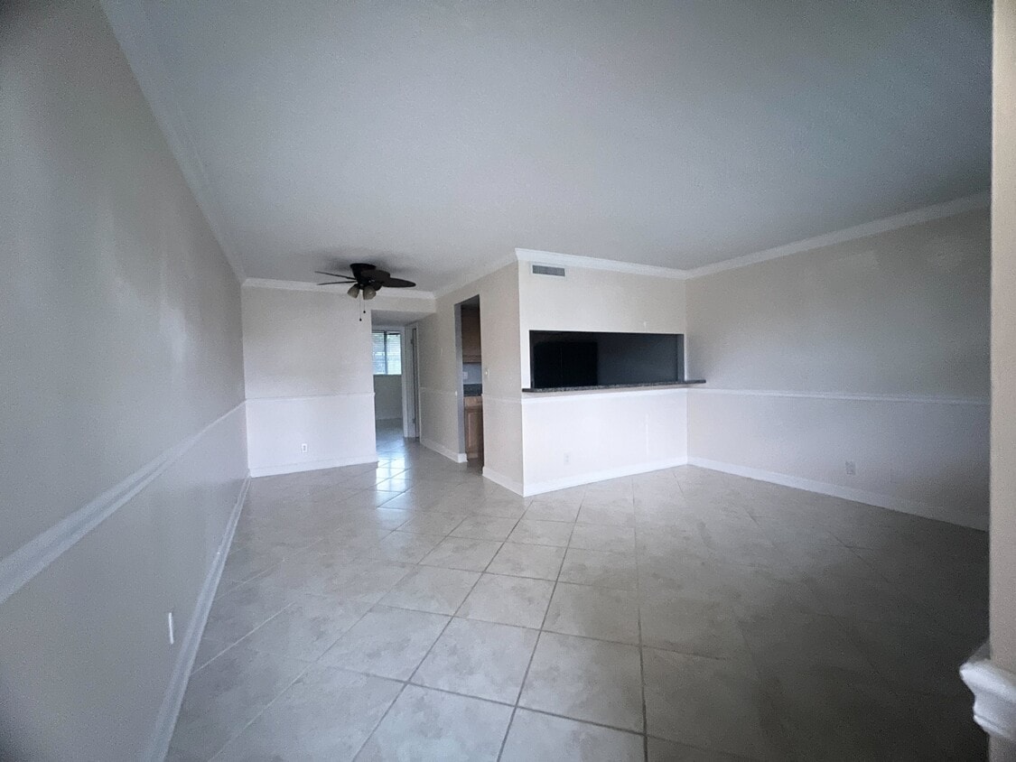 Foto principal - 1131 SE 4th St