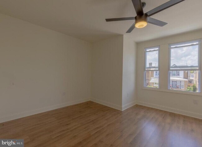 Foto del edificio - 5432 Springfield Ave