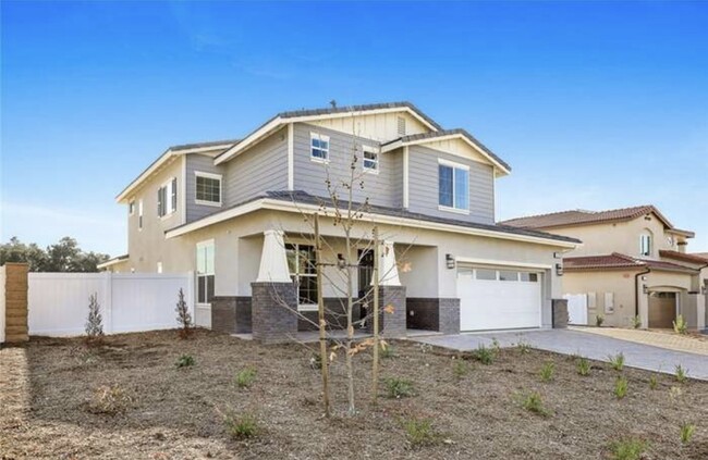 Building Photo - 5119 Saddleback St