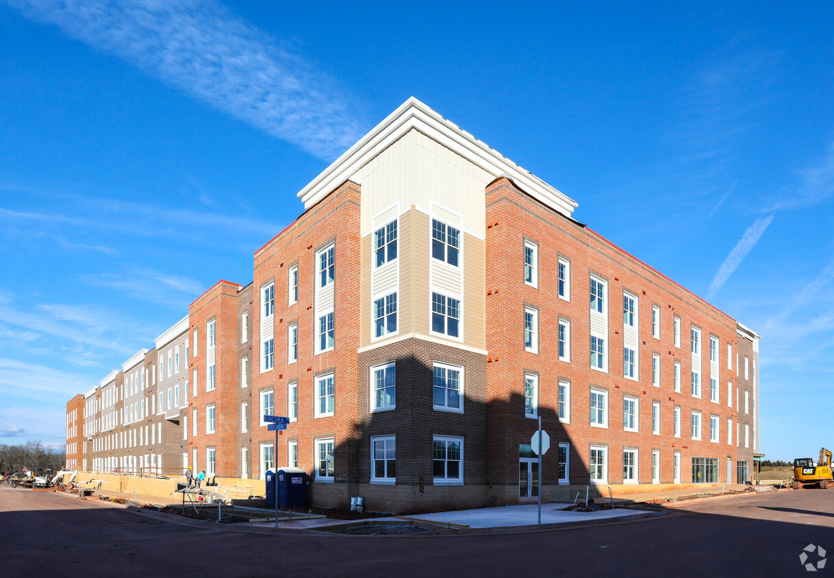 Building Photo - Heronview Apartments