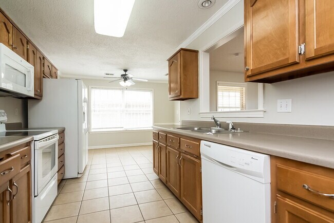 Foto del edificio - 1851 Timber Way N