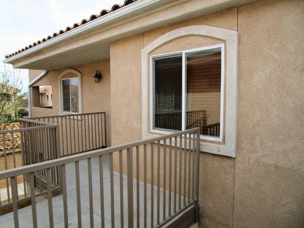 2nd Floor Unit - 6800 Vista del Norte Rd NE