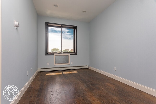 Building Photo - 682 Bushwick Ave