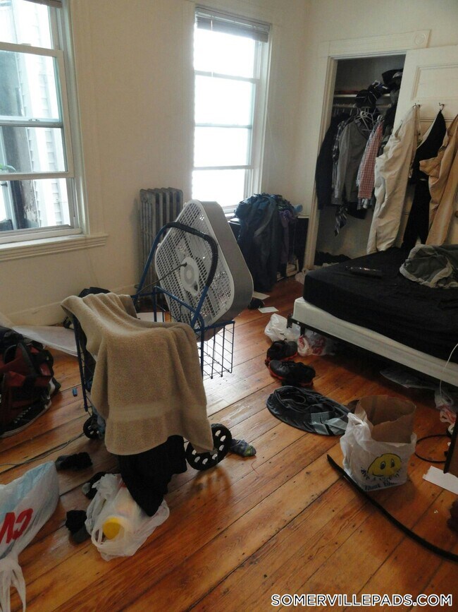 Building Photo - 378 Washington St