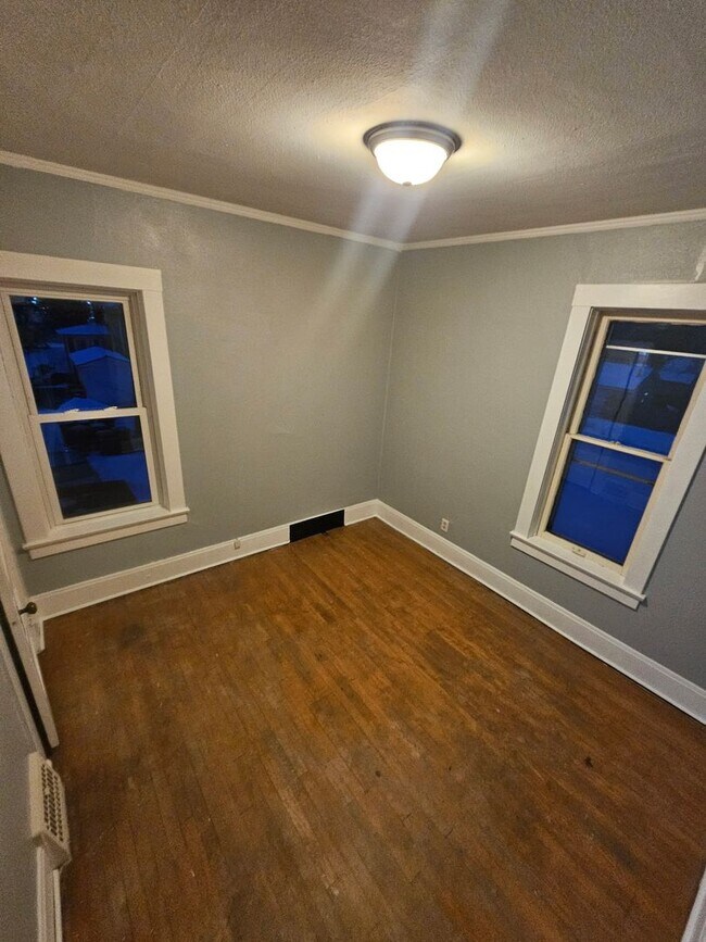 Foto del edificio - 1372 Merryman St