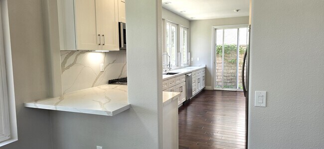 Building Photo - 5269 Carmento Dr