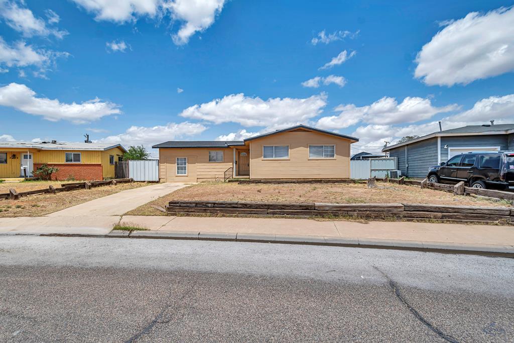 Foto principal - 3822 Walnut Ave