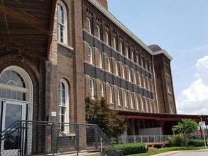 Building Photo - 1400 Rosa L Parks Blvd