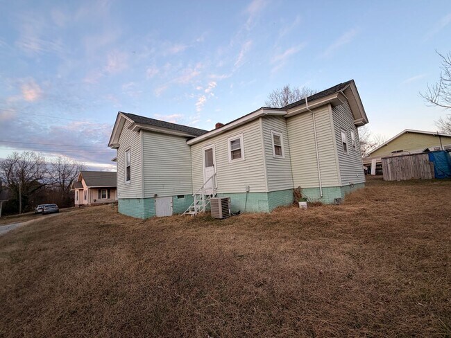 Foto del edificio - Charming 2-Bedroom Home in Thomasville, NC