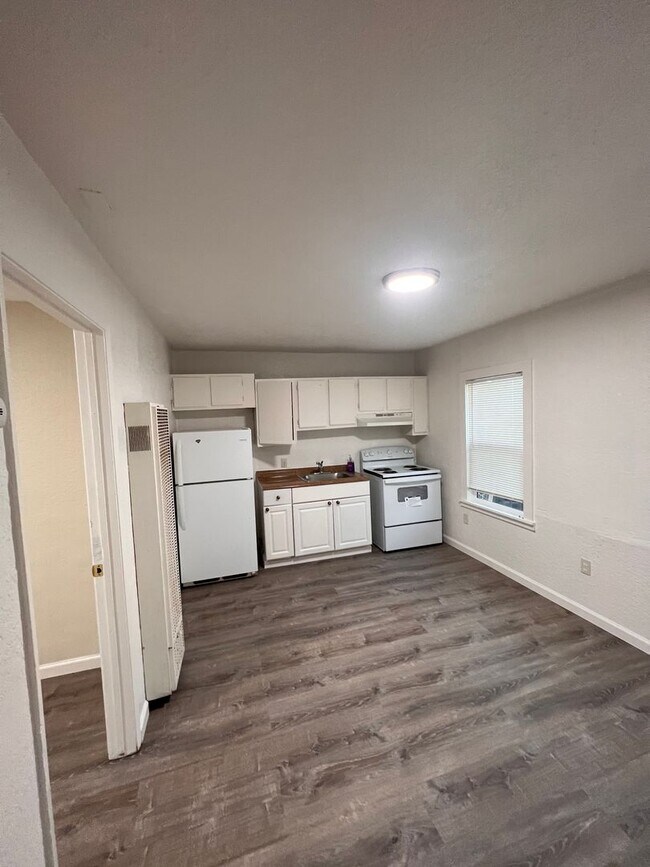 Foto del edificio - One Bedroom Cottage - Bay Point CA