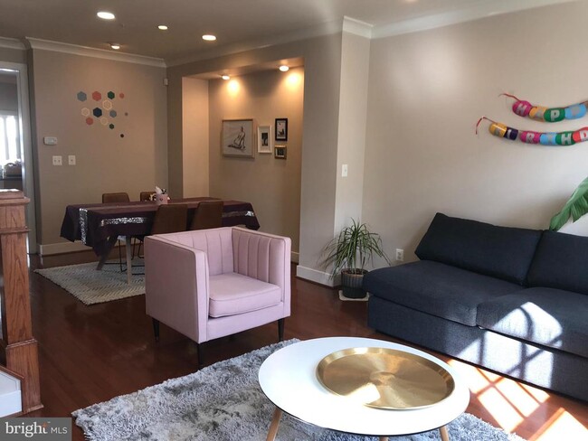 Foto del edificio - 1308 N Danville St