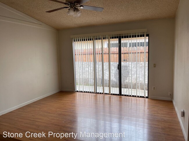 Building Photo - 2 br, 1 bath House - 7656 Harvest Woods Dr
