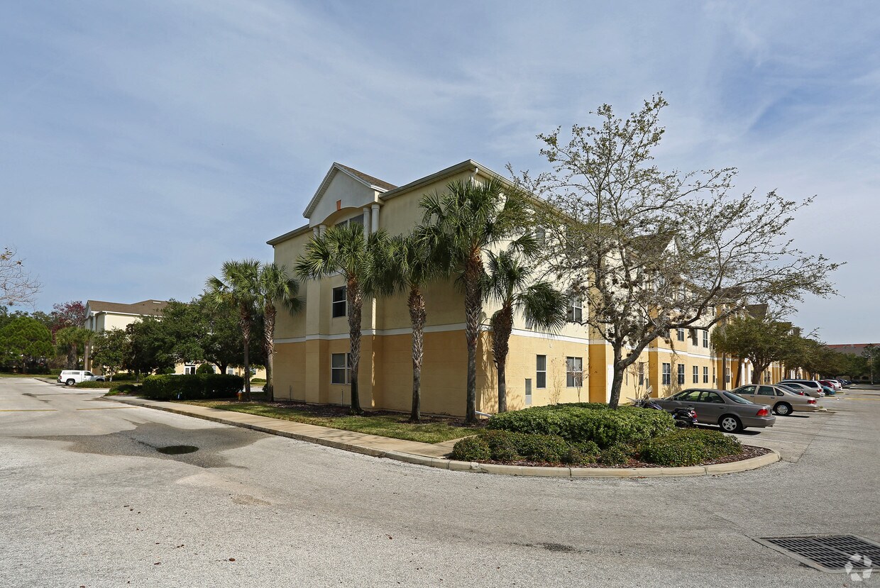 Lexington Club Apartments Clearwater, FL