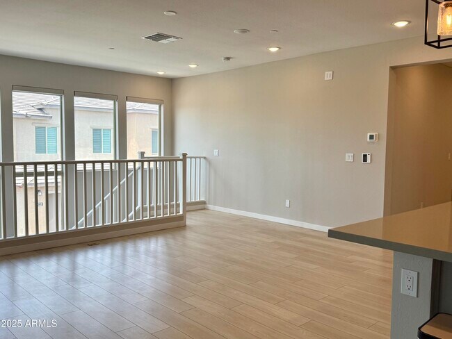 Foto del edificio - 734 E Doral Ave