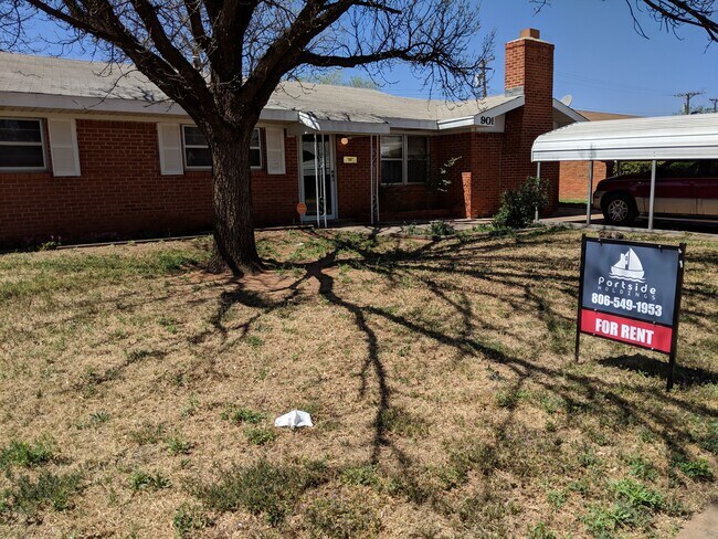 Building Photo - 901 S Pecos Dr