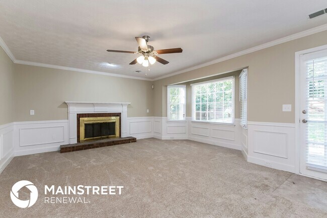 Foto del edificio - 205 Lakeside Dr NW