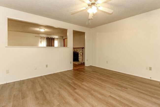 Foto del edificio - 1602 23rd Ave SE