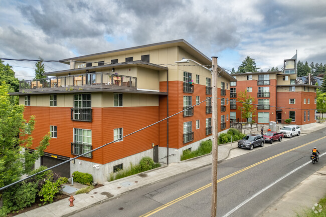 Building Photo - The Watershed at Hillsdale