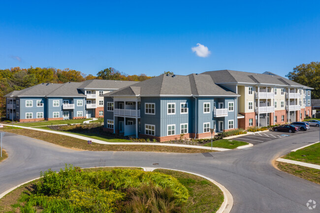 Homes on Quaker Lane