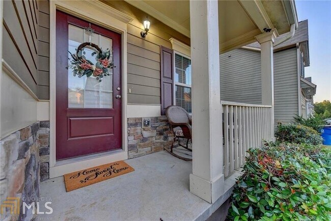 Foto del edificio - 668 Pine Ln