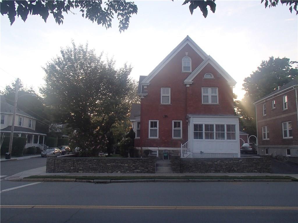 Primary Photo - 490 Broadway