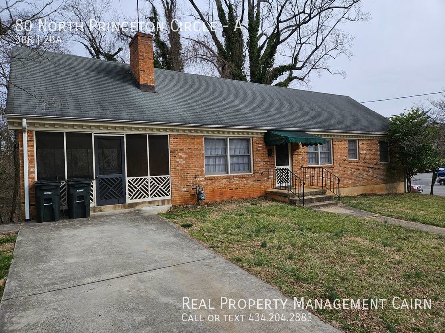 Primary Photo - 3 Bedroom, 2 Bath with Screened Patio -- C...