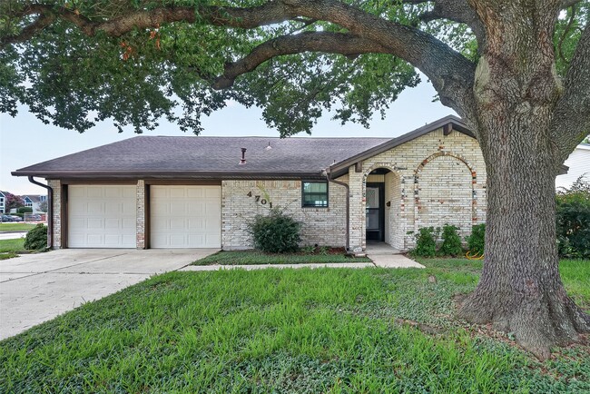 Foto del edificio - 4701 Crepe Myrtle Ln