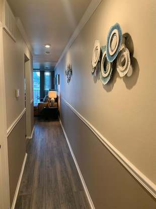 Foto del edificio - 12600 Melville Dr