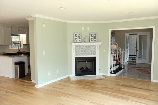 Building Photo - 3710 Winkfield Pl