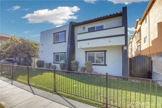 Building Photo - 1075 Molino Ave