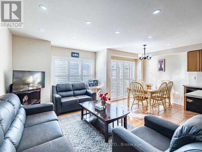 Photo du bâtiment - 632 Scott Blvd