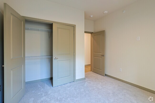 3BR, 2BA - 1,383SF - 3rd Bedroom - Woodview
