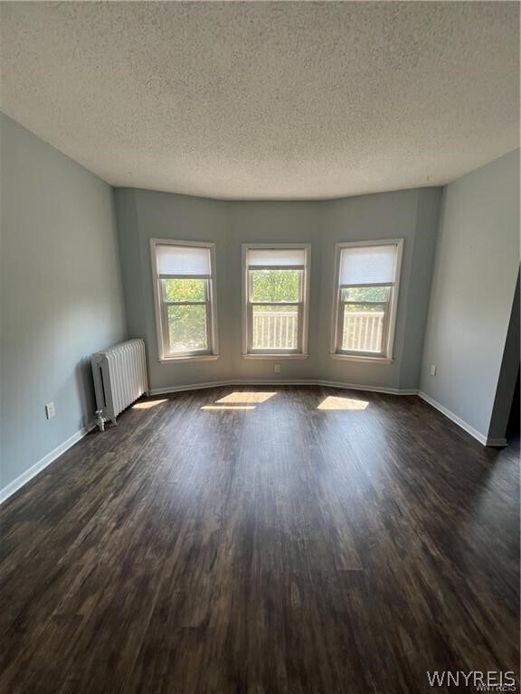 Foto del edificio - 146 Wallace Ave