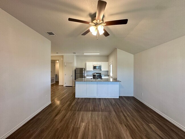 Foto del edificio - 1809 Montell St