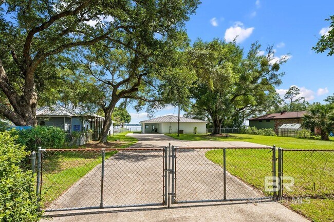 Foto del edificio - 35676 Boykin Blvd