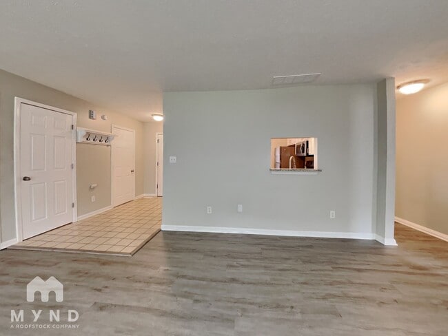 Building Photo - 6627 Lost Tree Ct