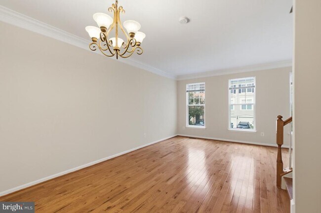 Foto del edificio - 8108 Dove Cottage Ct